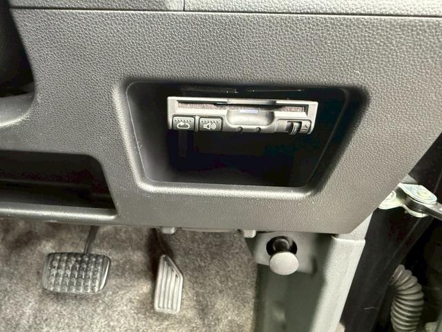 タント カスタムＸ　トップエディションＳＡ　ＥＴＣ　バックカメラ　両側スライド・片側電動　ナビ　ＴＶ　衝突被害軽減システム　ＬＥＤヘッドランプ　スマートキー　アイドリングストップ　電動格納ミラー　ベンチシート　ＣＶＴ　盗難防止システム　ＡＢＳ（7枚目）