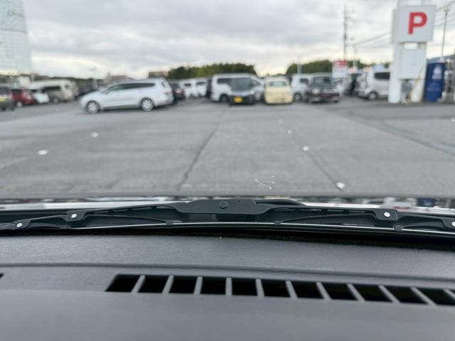 タント カスタムＸ　トップエディションＳＡ　ＥＴＣ　バックカメラ　両側スライド・片側電動　ナビ　ＴＶ　衝突被害軽減システム　ＬＥＤヘッドランプ　スマートキー　アイドリングストップ　電動格納ミラー　ベンチシート　ＣＶＴ　盗難防止システム　ＡＢＳ（11枚目）