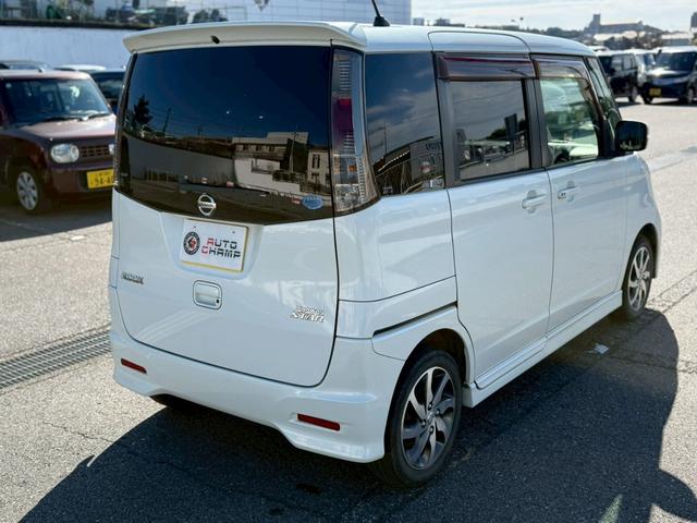 ルークス ハイウェイスターターボ　ＥＴＣ　両側電動スライドドア　ナビ　ＨＩＤ　スマートキー　電動格納ミラー　ベンチシート　ＣＶＴ　盗難防止システム　ＡＢＳ　ＣＤ　ＤＶＤ再生　アルミホイール　衝突安全ボディ　エアコン　パワーステアリング（15枚目）