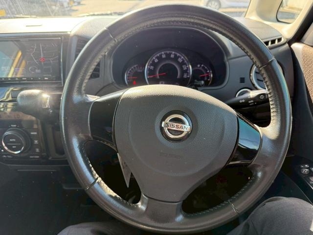 ルークス ハイウェイスターターボ　ＥＴＣ　両側電動スライドドア　ナビ　ＨＩＤ　スマートキー　電動格納ミラー　ベンチシート　ＣＶＴ　盗難防止システム　ＡＢＳ　ＣＤ　ＤＶＤ再生　アルミホイール　衝突安全ボディ　エアコン　パワーステアリング（40枚目）