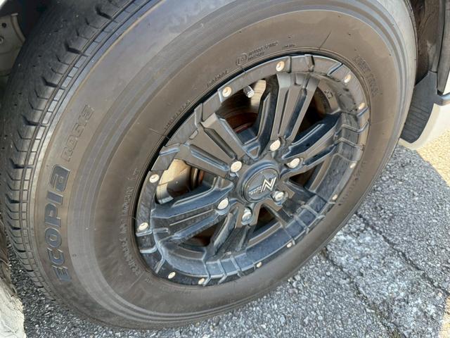 ハイエースバン スーパーＧＬ　ダークプライムＩＩ　ＥＴＣ　バックカメラ　ＴＶ　クリアランスソナー　レーンアシスト　衝突被害軽減システム　両側電動スライドドア　オートマチックハイビーム　オートライト　スマートキー　電動格納ミラー　ＡＴ　アルミホイール（23枚目）