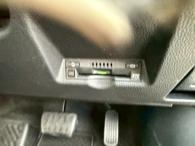 ヤリスクロス ハイブリッドZ ETC 全周囲カメラ クリアランスソナー オートクルーズコントロール レーンアシスト パワーシート 衝突被害軽減システム TV オートマチックハイビーム オートライト LEDヘッドランプ(8枚目)