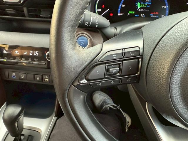 ヤリスクロス ハイブリッドZ ETC 全周囲カメラ クリアランスソナー オートクルーズコントロール レーンアシスト パワーシート 衝突被害軽減システム TV オートマチックハイビーム オートライト LEDヘッドランプ(10枚目)