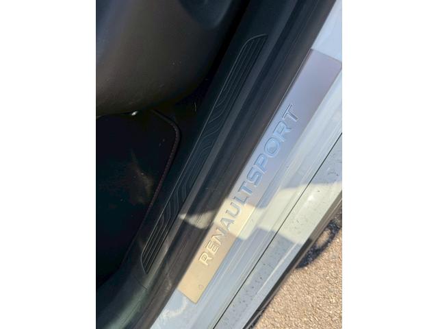 メガーヌ 　バックカメラ　クリアランスソナー　アルミホイール　アイドリングストップ　電動格納ミラー　シートヒーター　ＭＴ　Ｂｌｕｅｔｏｏｔｈ　エアコン　パワーウィンドウ（33枚目）