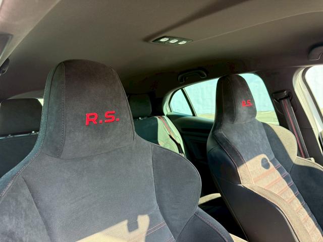 メガーヌ 　バックカメラ　クリアランスソナー　アルミホイール　アイドリングストップ　電動格納ミラー　シートヒーター　ＭＴ　Ｂｌｕｅｔｏｏｔｈ　エアコン　パワーウィンドウ（39枚目）