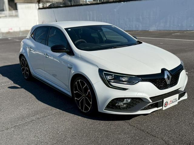 メガーヌ 　バックカメラ　クリアランスソナー　アルミホイール　アイドリングストップ　電動格納ミラー　シートヒーター　ＭＴ　Ｂｌｕｅｔｏｏｔｈ　エアコン　パワーウィンドウ（46枚目）