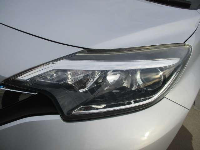 ノート １．２　ｅ－ＰＯＷＥＲ　Ｘ　インテリキー・エマージェンシーブレーキ・　禁煙　３６０°カメラ　記録簿付　運転席助手席エアバック　レーンキープ　ＡＵＴＯエアコン　盗難防止システム　ナビＴＶ　運転席エアバッグ　キーレスエントリー　ドラレコ　パワーウィンドウ　パワステ　ＡＢＳ（8枚目）