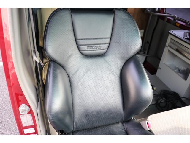 ワンオフキャンパー リヤ観音開き レカロシート ナビ ETC バックカメラ 1500Wインバーター FFヒーター 冷蔵庫 シンク 給排水タンク 外部充電 走行充電(40枚目)