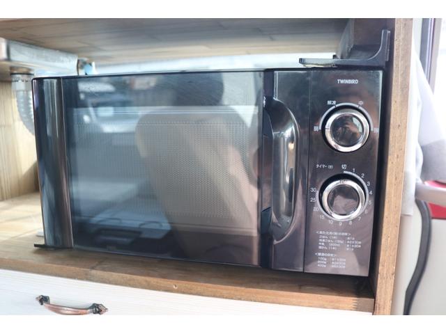 ワンオフキャンパー リヤ観音開き レカロシート ナビ ETC バックカメラ 1500Wインバーター FFヒーター 冷蔵庫 シンク 給排水タンク 外部充電 走行充電(63枚目)