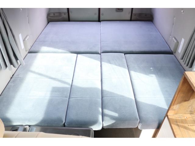 ワンオフキャンパー リヤ観音開き レカロシート ナビ ETC バックカメラ 1500Wインバーター FFヒーター 冷蔵庫 シンク 給排水タンク 外部充電 走行充電(66枚目)