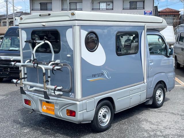 インディアナＲＶ　インディ７２７　１オーナー　禁煙車　ＥＴＣ　Ｂカメラ　サブバッテリー　走行充電　外部充電・電源　ソーラー　ＦＦヒーター　給排水シンク　シャワーヘッド　アクリルウインドウ　電圧計　サイクルキャリア　サイドオーニング　ポップアップルーフ(64枚目)