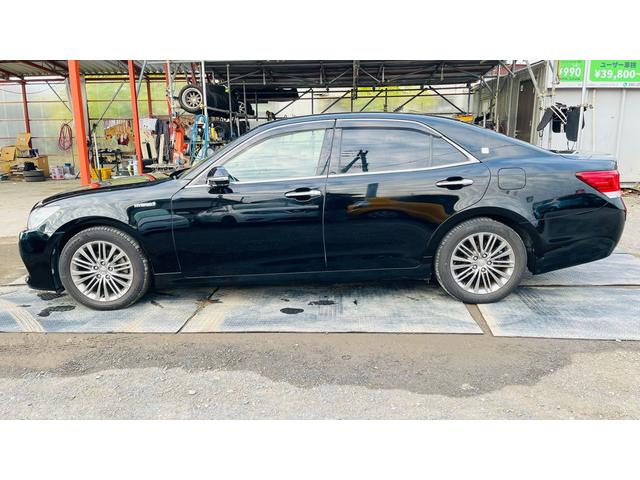 クラウンハイブリッド ロイヤルサルーン（11枚目）