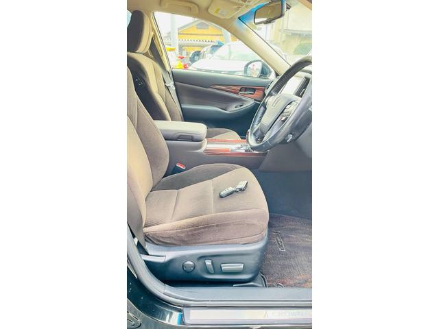 クラウンハイブリッド ロイヤルサルーン（18枚目）