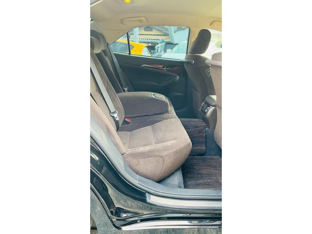 クラウンハイブリッド ロイヤルサルーン（19枚目）