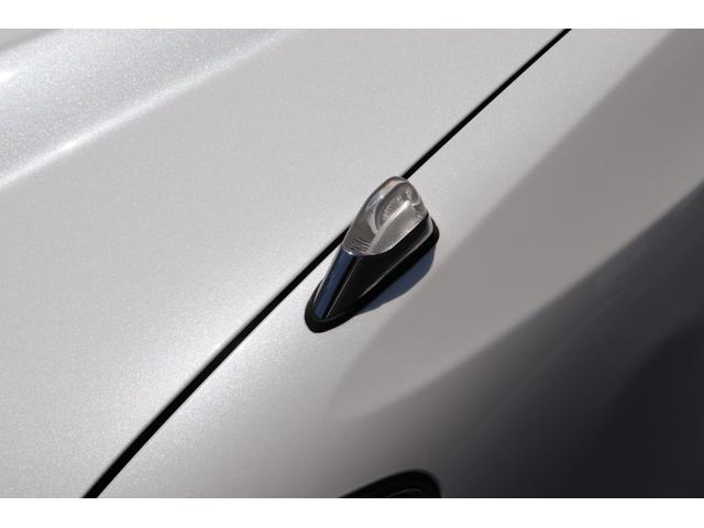 クラウンマジェスタ １０周年記念特別仕様車　後期型／特別限定車／サンルーフ／本革シート／純正ナビ／禁煙車／後席リクライニング／電動サンシェード／保冷庫／クルーズコントロール／バネサスペンション／ボンネットマスコット／車検整備付（29枚目）