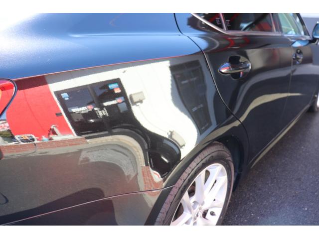 IS IS250 バージョンL 後期型/黒本革シート/シートヒーター&クーラー/衝突軽減装置/純正ナビ/フルセグテレビ/Bluetooth音楽/クリアランスソナー/プリクラッシュセーフティー/電動サンシェード/パドルシフト(19枚目)