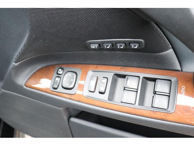 IS IS250 バージョンL 後期型/黒本革シート/シートヒーター&クーラー/衝突軽減装置/純正ナビ/フルセグテレビ/Bluetooth音楽/クリアランスソナー/プリクラッシュセーフティー/電動サンシェード/パドルシフト(47枚目)