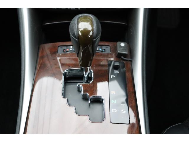 IS IS250 バージョンL 後期型/黒本革シート/シートヒーター&クーラー/衝突軽減装置/純正ナビ/フルセグテレビ/Bluetooth音楽/クリアランスソナー/プリクラッシュセーフティー/電動サンシェード/パドルシフト(58枚目)