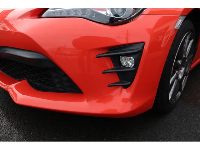86 GTソーラーオレンジリミテッド 禁煙車/特別限定車/純正ブレンボキャリパー/本革&アルカンターラシート/純正ナビ&テレビ/バックカメラ/シートヒーター/ETC/ドライブレコーダー/ノーマル車/車検整備付(13枚目)