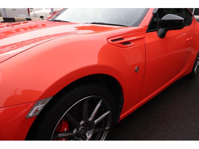 86 GTソーラーオレンジリミテッド 禁煙車/特別限定車/純正ブレンボキャリパー/本革&アルカンターラシート/純正ナビ&テレビ/バックカメラ/シートヒーター/ETC/ドライブレコーダー/ノーマル車/車検整備付(17枚目)