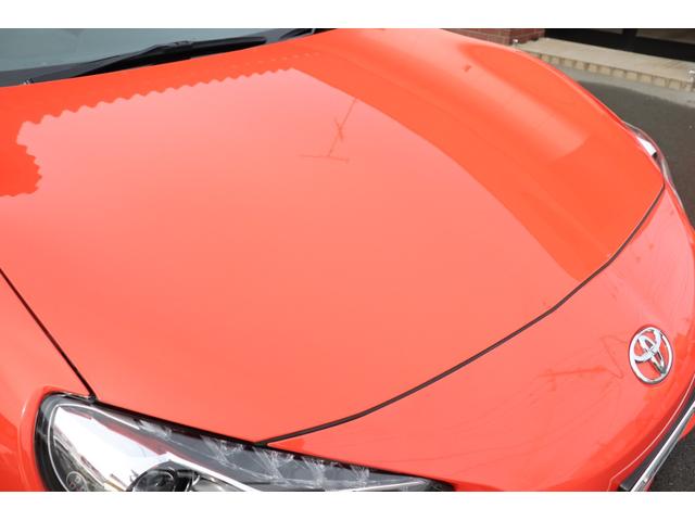 86 GTソーラーオレンジリミテッド 禁煙車/特別限定車/純正ブレンボキャリパー/本革&アルカンターラシート/純正ナビ&テレビ/バックカメラ/シートヒーター/ETC/ドライブレコーダー/ノーマル車/車検整備付(19枚目)