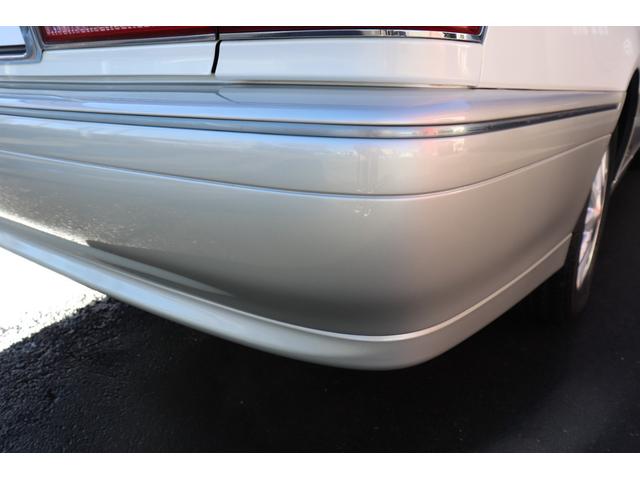 クラウン ロイヤルサルーン　プレミアム　後期型／特別限定車／後席リクライニング／リア電動サンシェード／純正ナビ／クルーズコントロール／ＥＴＣ／車検整備付（17枚目）