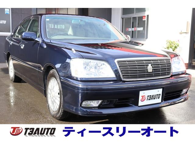 クラウン ロイヤルサルーンG 後期型/禁煙車/後席リクライニング/保冷庫/電動サンシェード/純正ナビ/レーダークルーズコントロール/前後ドライブレコーダー/クールボックス/シートメモリー(3枚目)