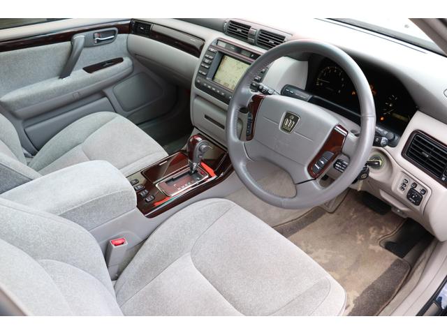 クラウン ロイヤルサルーンG 後期型/禁煙車/後席リクライニング/保冷庫/電動サンシェード/純正ナビ/レーダークルーズコントロール/前後ドライブレコーダー/クールボックス/シートメモリー(48枚目)