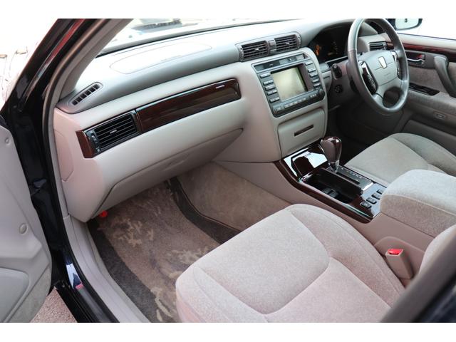 クラウン ロイヤルサルーンG 後期型/禁煙車/後席リクライニング/保冷庫/電動サンシェード/純正ナビ/レーダークルーズコントロール/前後ドライブレコーダー/クールボックス/シートメモリー(59枚目)