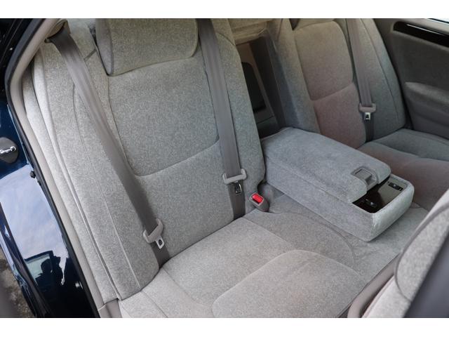 クラウン ロイヤルサルーンG 後期型/禁煙車/後席リクライニング/保冷庫/電動サンシェード/純正ナビ/レーダークルーズコントロール/前後ドライブレコーダー/クールボックス/シートメモリー(64枚目)