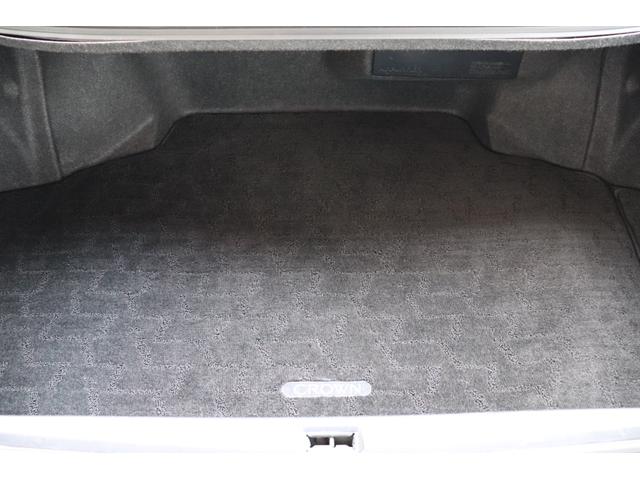 クラウン ロイヤルサルーンG 後期型/禁煙車/後席リクライニング/保冷庫/電動サンシェード/純正ナビ/レーダークルーズコントロール/前後ドライブレコーダー/クールボックス/シートメモリー(79枚目)