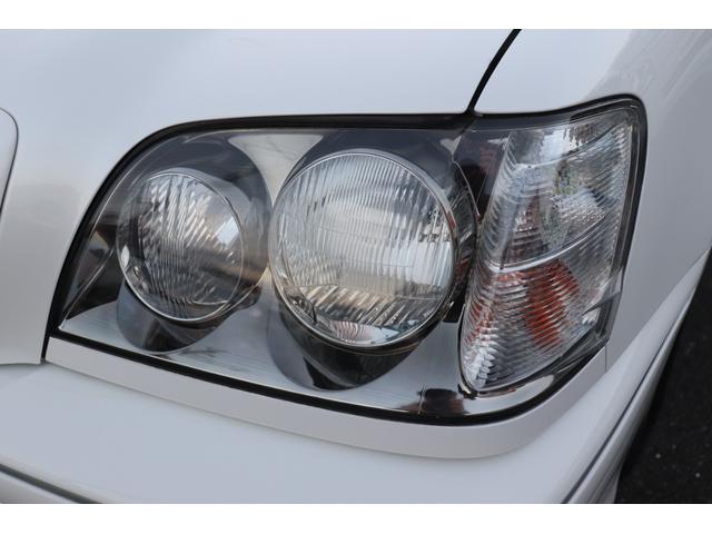 クラウンエステート アスリートプレミアム 後期型/特別限定車/禁煙車/純正ナビ/ノーマル車/キーレス/ディスチャージヘッドライト/車検整備付(11枚目)