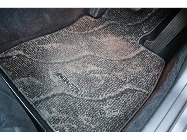 クラウンエステート アスリートプレミアム 後期型/特別限定車/禁煙車/純正ナビ/ノーマル車/キーレス/ディスチャージヘッドライト/車検整備付(46枚目)