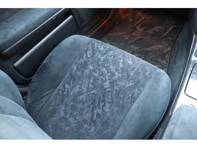 クラウンエステート アスリートプレミアム 後期型/特別限定車/禁煙車/純正ナビ/ノーマル車/キーレス/ディスチャージヘッドライト/車検整備付(50枚目)