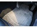 運転席フロアマットです。綺麗な状態です。
