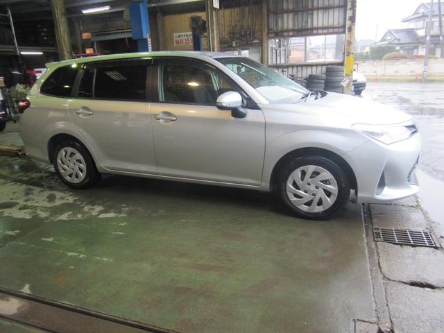 カローラフィールダー １．５Ｘ　純正ナビ・フルセグ・バックカメラ　Ｂｌｕｅｔｏｏｔｈ　ドライブレコーダー　ＥＴＣ　トヨタセーフティセンス　応急用スペアタイヤ　キーレス　ワンオーナー（7枚目）