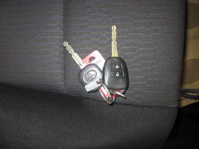 カローラフィールダー １．５Ｘ　純正ナビ・フルセグ・バックカメラ　Ｂｌｕｅｔｏｏｔｈ　ドライブレコーダー　ＥＴＣ　トヨタセーフティセンス　応急用スペアタイヤ　キーレス　ワンオーナー（40枚目）