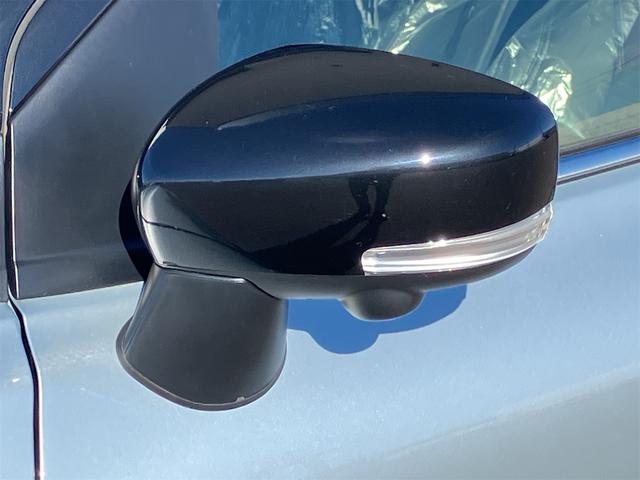 フロンクス ベースグレード　全方位モニター　メモリーナビ　オートクルーズ　ＵＳＢ接続可　スマートキー　ライトレベライザー　プッシュスタート　パドルシフト　オートライト　シートヒーター　ＬＥＤヘッドライト　純正アルミ　特別色（26枚目）