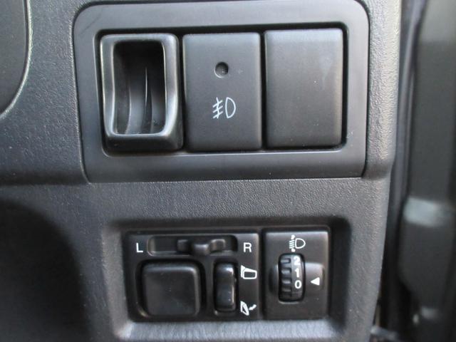 ジムニー ランドベンチャー ターボ 4WD ナビ ターンランプ付き電動格納式ドアミラー ETC キーレス 16インチアルミホイール エアコン パワーステアリング パワーウィンドウ エアバッグ ABS(20枚目)