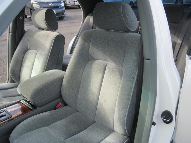 セルシオ Ｃ仕様　ＳＳＲ１９インチＡＷ　ＲＳ－Ｒ車高調公認　社外マフラー　Ｔ－ＤＥＭＡＮＤロアアーム　社外タイロッドエンド　前席パワーシート　ＥＴＣ（36枚目）