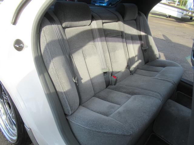 セルシオ Ｃ仕様　ＳＳＲ１９インチＡＷ　ＲＳ－Ｒ車高調公認　社外マフラー　Ｔ－ＤＥＭＡＮＤロアアーム　社外タイロッドエンド　前席パワーシート　ＥＴＣ（37枚目）