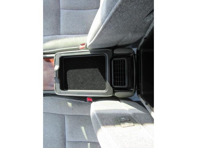 セルシオ Ｃ仕様　ＳＳＲ１９インチＡＷ　ＲＳ－Ｒ車高調公認　社外マフラー　Ｔ－ＤＥＭＡＮＤロアアーム　社外タイロッドエンド　前席パワーシート　ＥＴＣ（59枚目）