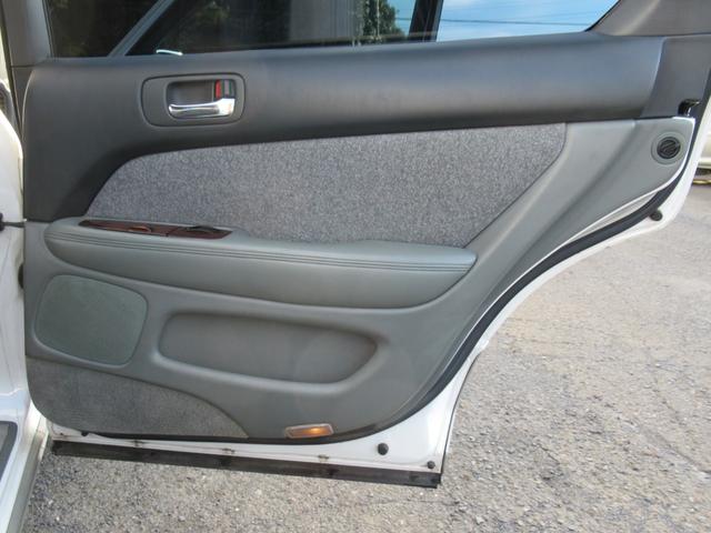 セルシオ Ｃ仕様　ＳＳＲ１９インチＡＷ　ＲＳ－Ｒ車高調公認　社外マフラー　Ｔ－ＤＥＭＡＮＤロアアーム　社外タイロッドエンド　前席パワーシート　ＥＴＣ（63枚目）