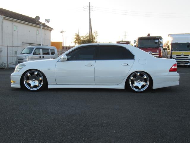 セルシオ eR仕様 純正エアロ 黒皮 マークレビンソン 車高調 クレンツェ20インチ 社外マフラー(8枚目)