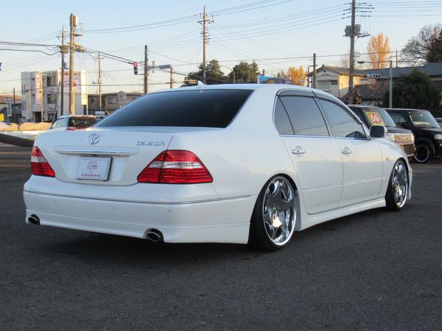 セルシオ eR仕様 純正エアロ 黒皮 マークレビンソン 車高調 クレンツェ20インチ 社外マフラー(11枚目)