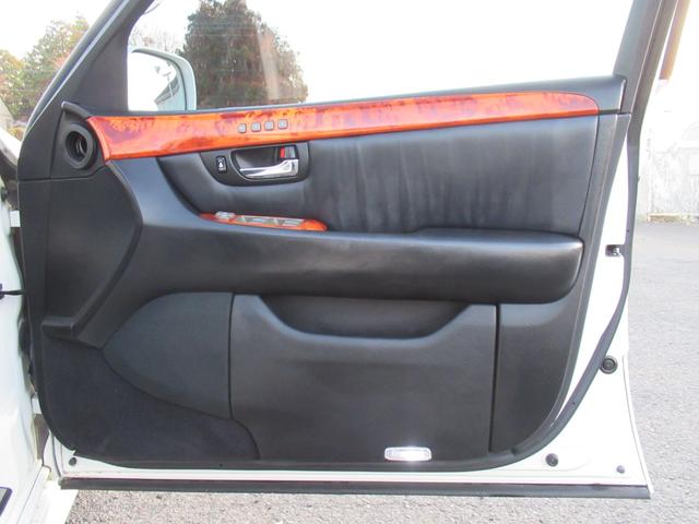 セルシオ eR仕様 純正エアロ 黒皮 マークレビンソン 車高調 クレンツェ20インチ 社外マフラー(65枚目)