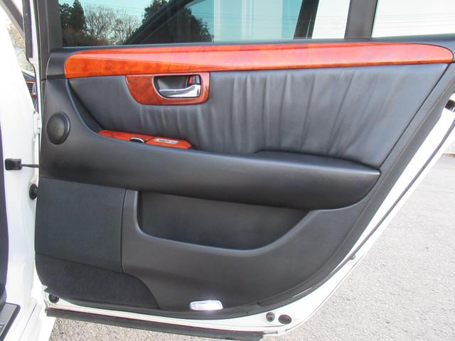 セルシオ eR仕様 純正エアロ 黒皮 マークレビンソン 車高調 クレンツェ20インチ 社外マフラー(67枚目)