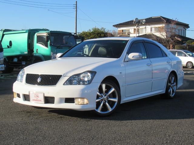 クラウン アスリート　プレミアムエディション　黒皮　サンルーフ　地でぢ　ユーザー様買取直販車　車検令和８年１２月　新車保証書　取説完備（6枚目）