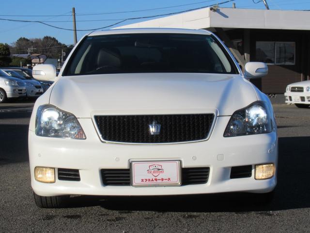 クラウン アスリート　プレミアムエディション　黒皮　サンルーフ　地でぢ　ユーザー様買取直販車　車検令和８年１２月　新車保証書　取説完備（7枚目）