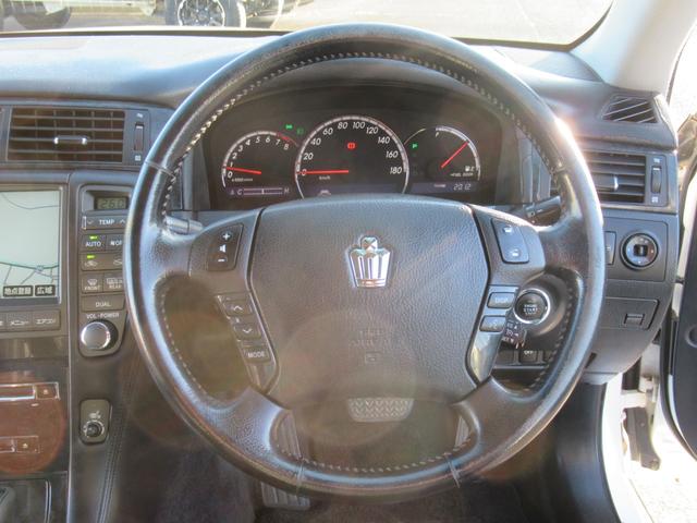 クラウン アスリート　プレミアムエディション　黒皮　サンルーフ　地でぢ　ユーザー様買取直販車　車検令和８年１２月　新車保証書　取説完備（37枚目）